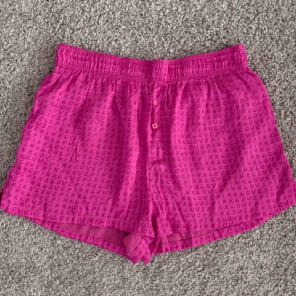 PINK Victoria's Secret Magenta Love Print Shorts